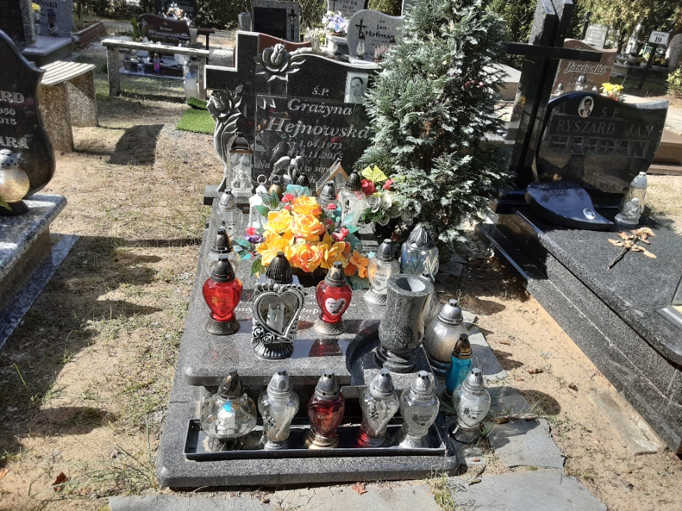 Grażyna Hejnowska 1973 Police - Grobonet - Wyszukiwarka osób pochowanych