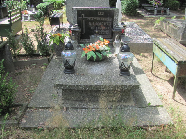 Grób Władysław Brynda