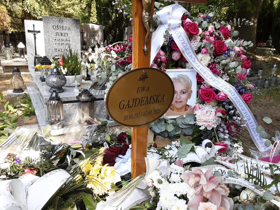 Ewa Gajdemska 1951 Police - Grobonet - Wyszukiwarka osób pochowanych