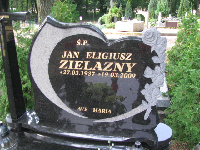 Janusz Zielazny  1964 Police - Grobonet - Wyszukiwarka osób pochowanych