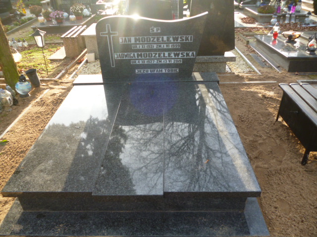 Grób Jan Modzelewski