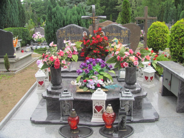 Grób Bożena Komsta