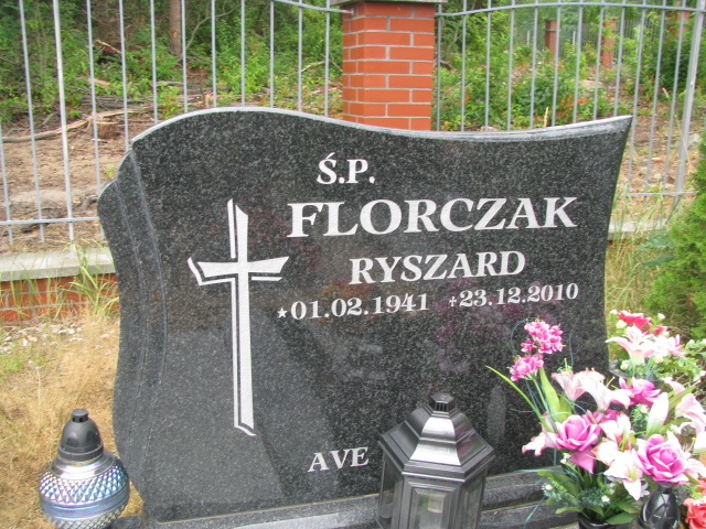 Ryszard Florczak 1941 Police - Grobonet - Wyszukiwarka osób pochowanych
