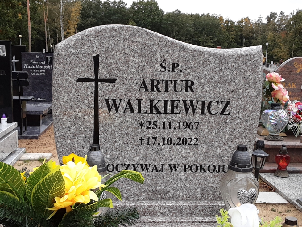 Artur Walkiewicz 1967 Police - Grobonet - Wyszukiwarka osób pochowanych