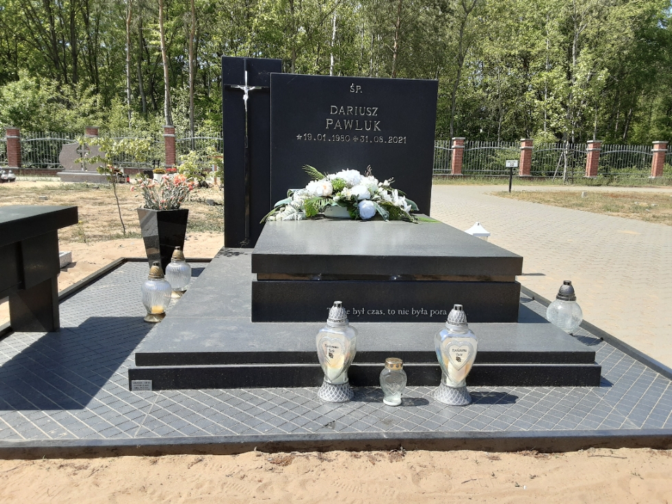 Grób Dariusz Pawluk